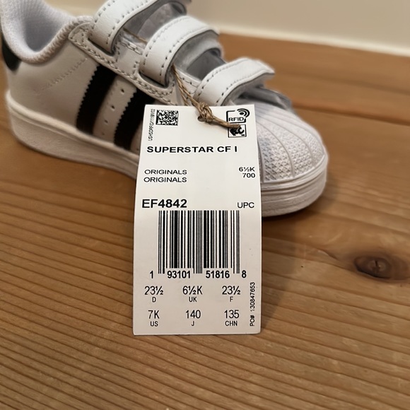 Kids ADIDAS Superstar - Size 7K US - NEVER WORN!! - Picture 7 of 7